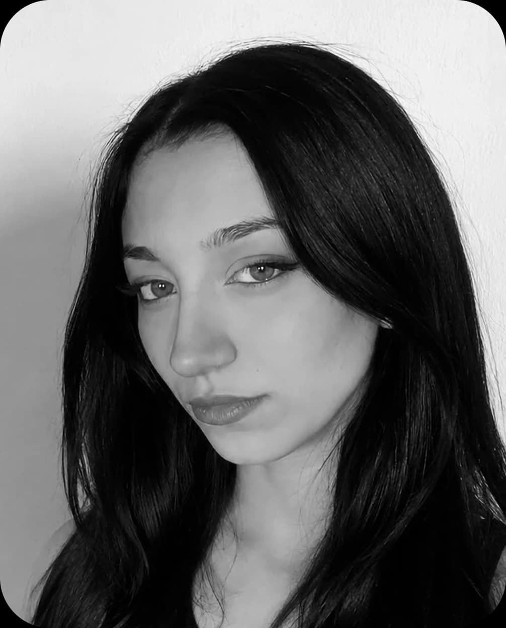 Esma ARIBURNU, Brand Identity